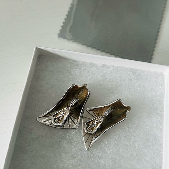 Yves Saint Laurent Silver Geometric Clip-On style pierced Earrings Vintage - Picture 6 of 15